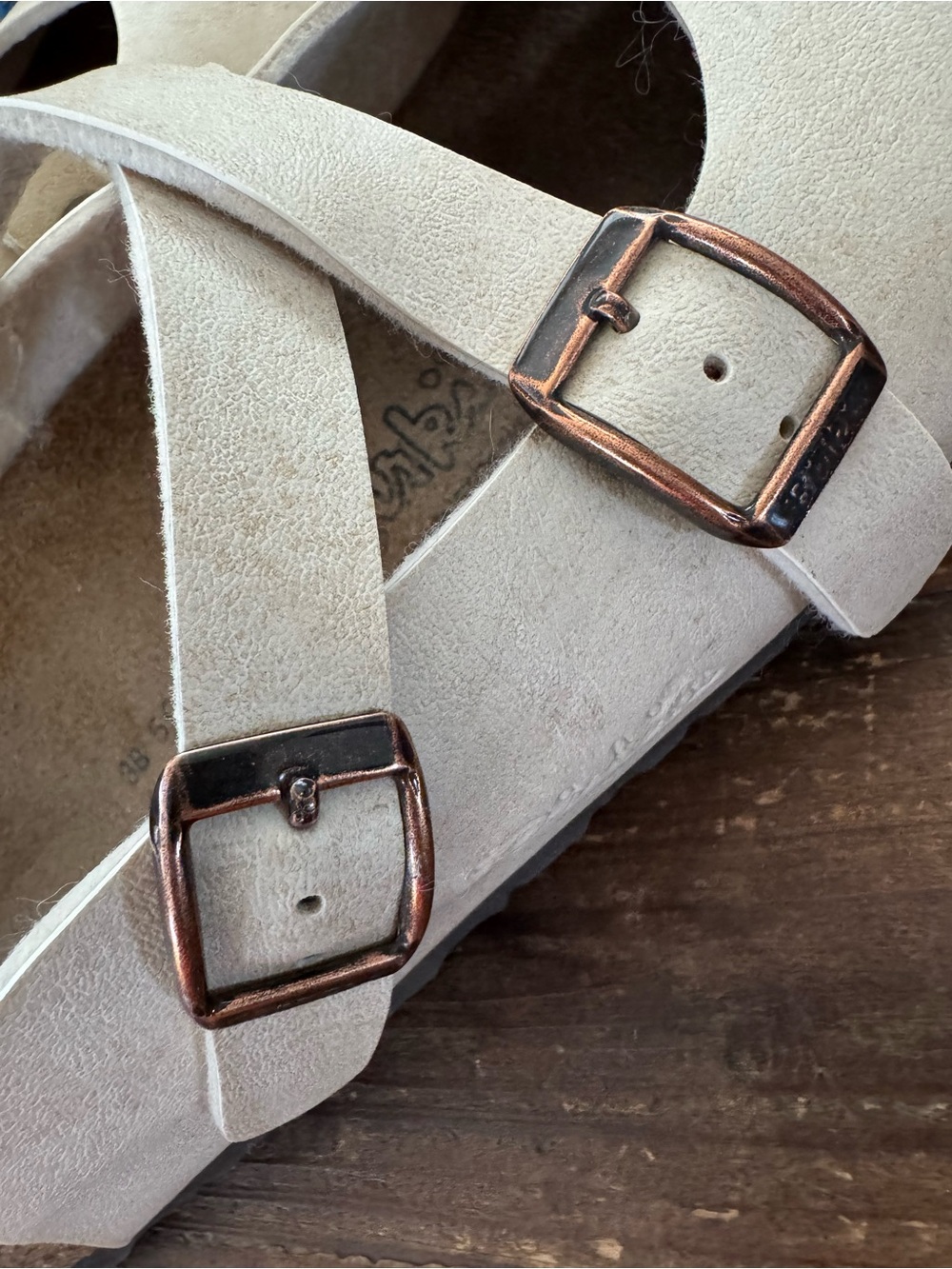 Birki's Dorian BF in Champagne Cream - Picture 6 of 9